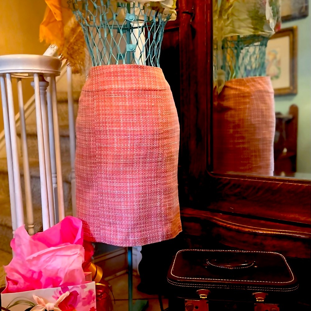 Spring Pink Tahari Levine by Isabella DeMarco Skirt size 8~Never Worn~Like New!